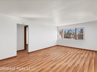317 15th Ave NE #10, Minneapolis, MN 55413