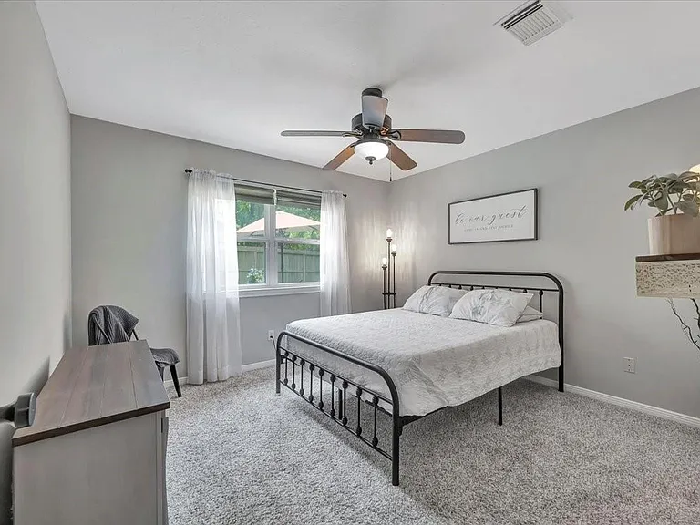 15402 Willow Shores Dr — Photo 34