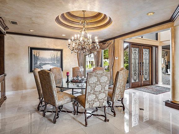 Home For Sale In The Sanctuary