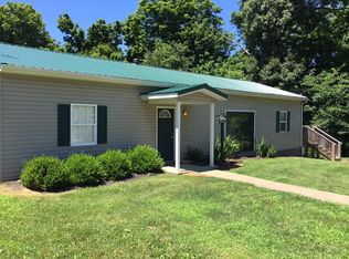 9393 Bell Rd #C, Cambridge, OH 43725