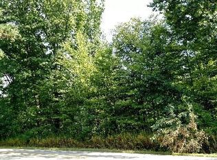 Biscoff Rd, Albion, PA 16401