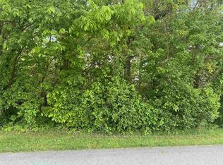 2717 N 6 1/2 St, Terre Haute, IN 47804