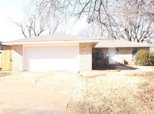 1231 W Coachman Ct, Purcell, OK 73080