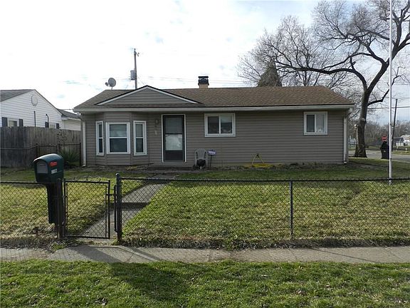 4th image of 2738 S Walcott St