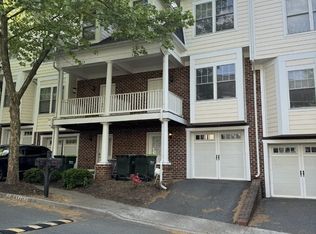 113 Old Fifth Cir, Charlottesville, VA 22903