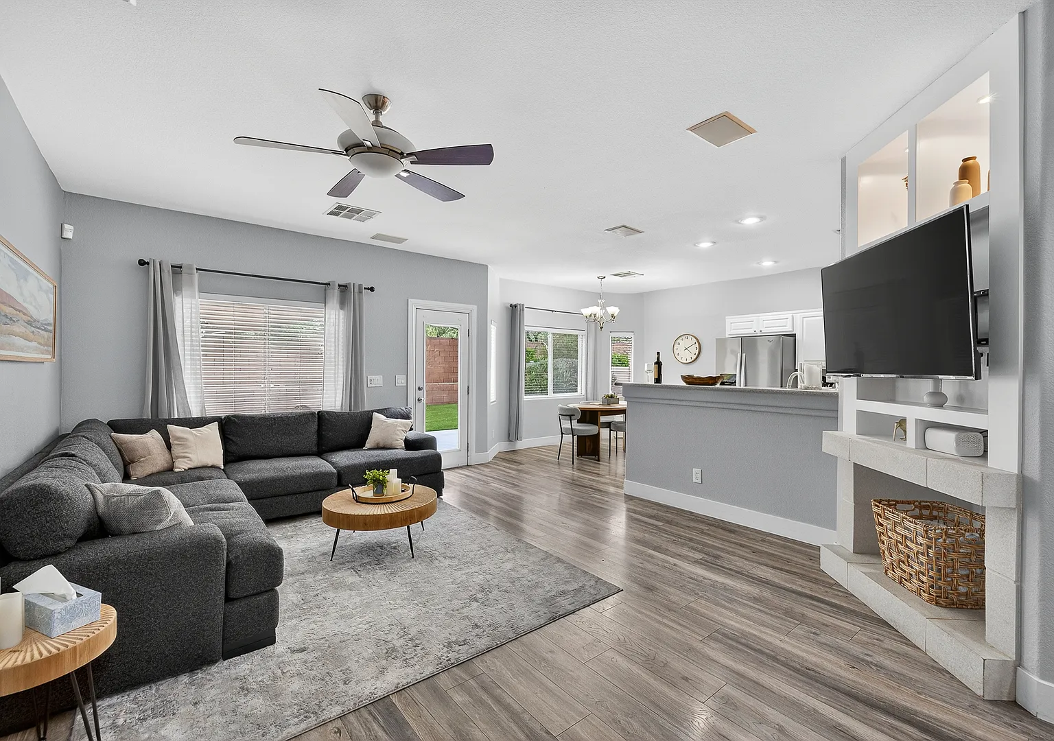 3 bed, 2.5 bath, 1793 sqft, $3,500 — Photo 1
