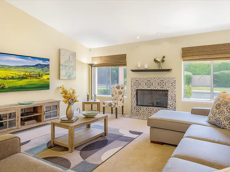 39795 Regency Way — Photo 4