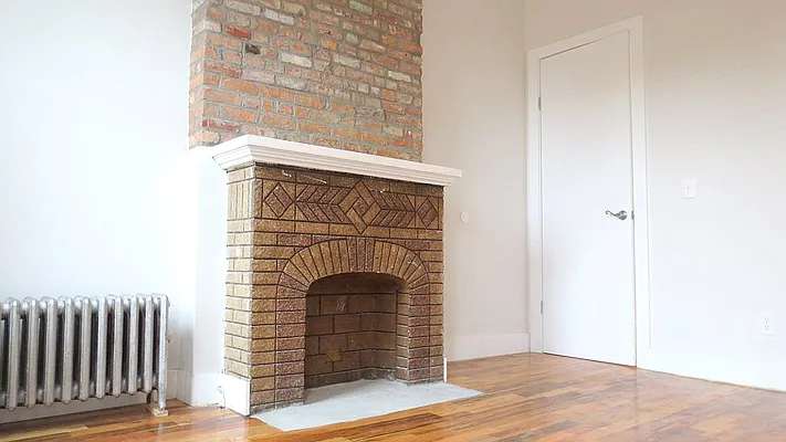 Rented by Nooklyn NYC LLC | media 22