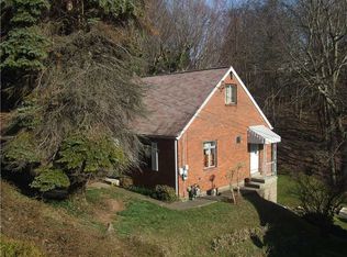 113 Woodcock Dr, Aliquippa, PA 15001