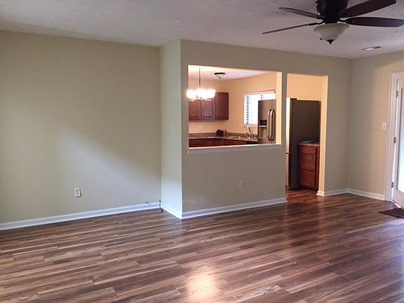 5th image of 3860 Trout Ct