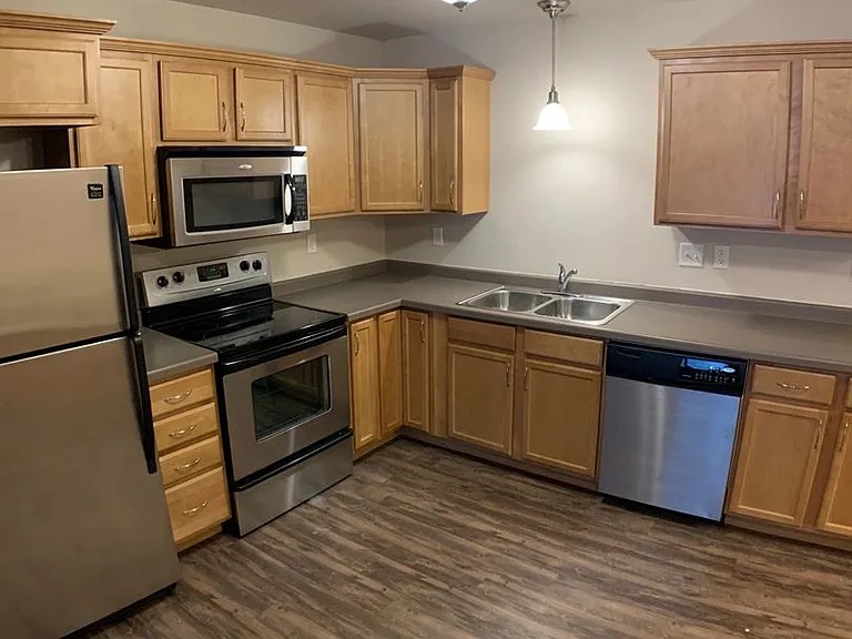 Westport Beach Townhomes — Photo 8