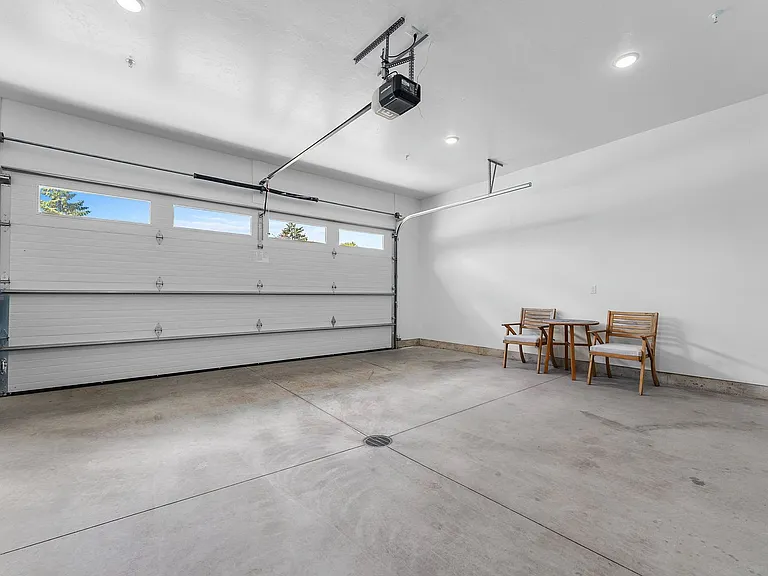 1071 Brookwood Dr — Photo 56
