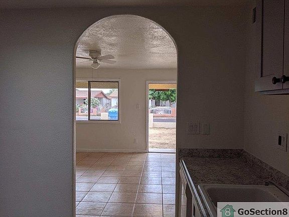 5th image of 2532 N 47th Dr