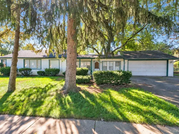 23423 Annapolis St, Dearborn Heights, MI 48125