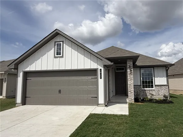 1922 McArthur Ave, Bryan, TX 77803