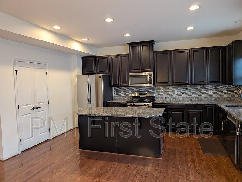 1st image of 1249 Madison Ln