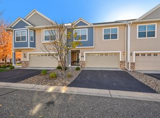 3114 Frontier Dr, Woodbury, MN 55129