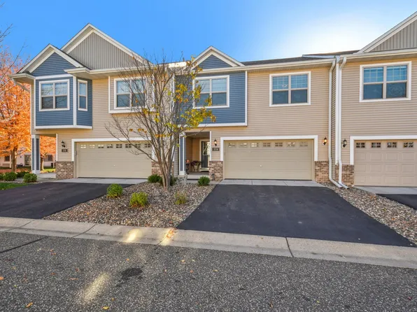 3114 Frontier Dr, Woodbury, MN 55129