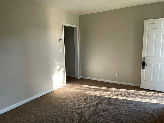3rd image of 333 E 720th St S #5