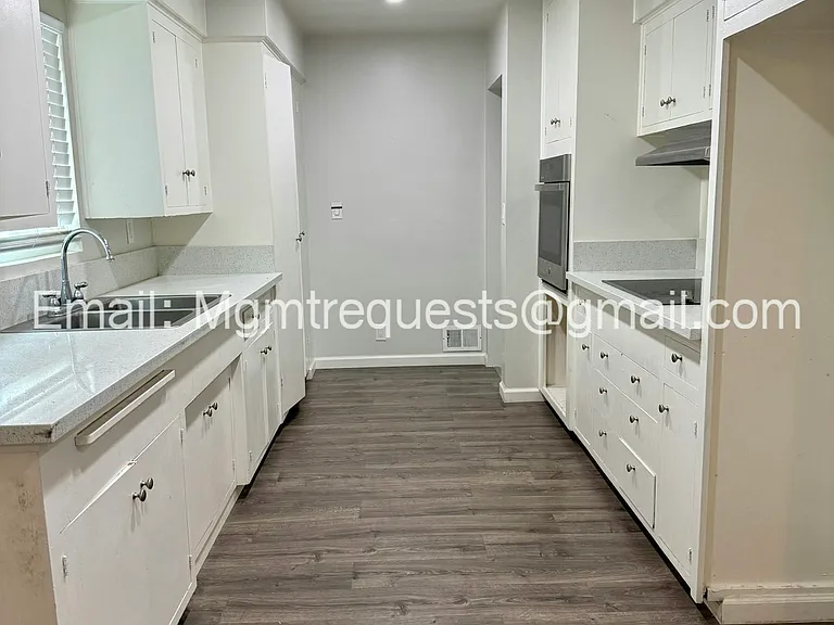 4250 10th St #4250 — Photo 5