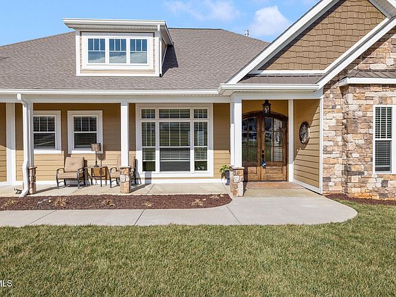 5th image of 132 Hamilton Rd