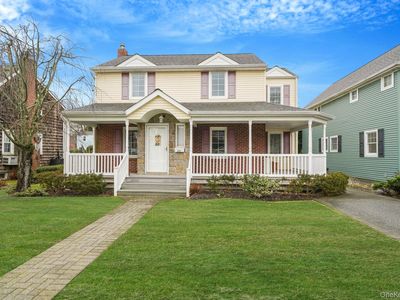 221 Thelma Avenue, Merrick, NY, 11566