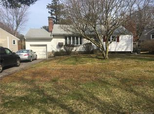 15 Autumn Ln, Stamford, CT 06906