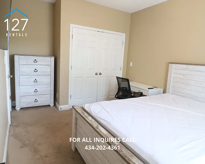 205 Capital St #201 — Photo 14