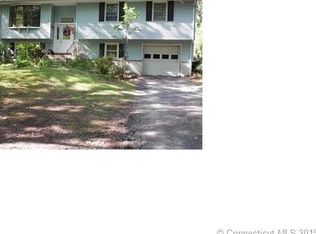 68 Christy Hill Rd, Gales Ferry, CT 06335