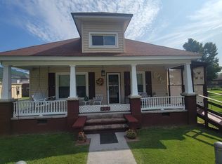 409 Market Ave, Iron Gate, VA 24448