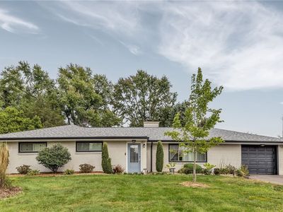 106 Long Dr, Irwin, PA, 15642