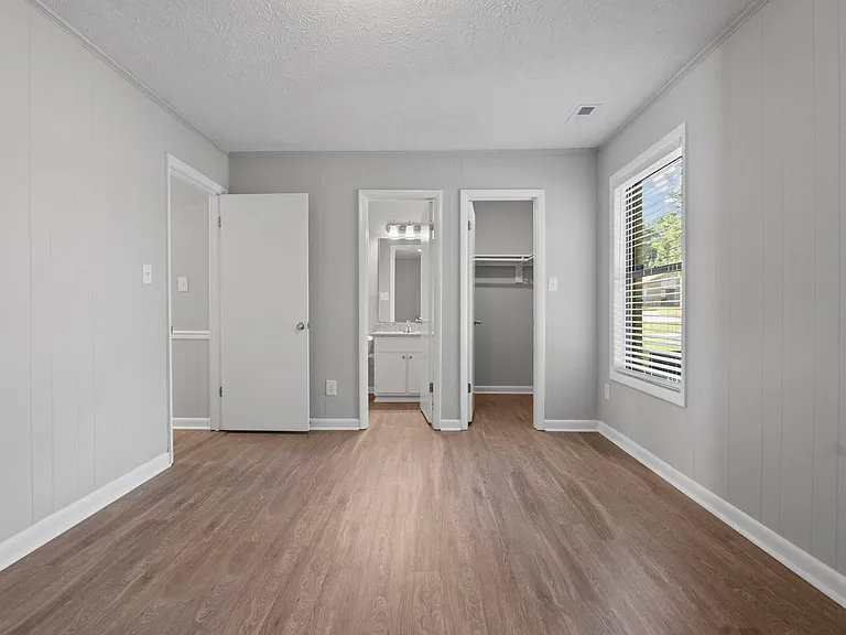 Cooper's Ranch Apartments — Photo 29