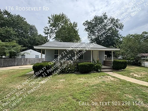 176 Roosevelt Rd Photo 1