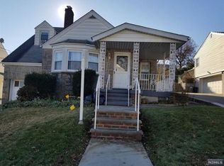 490 Columbia Blvd, Wood Ridge, NJ 07075