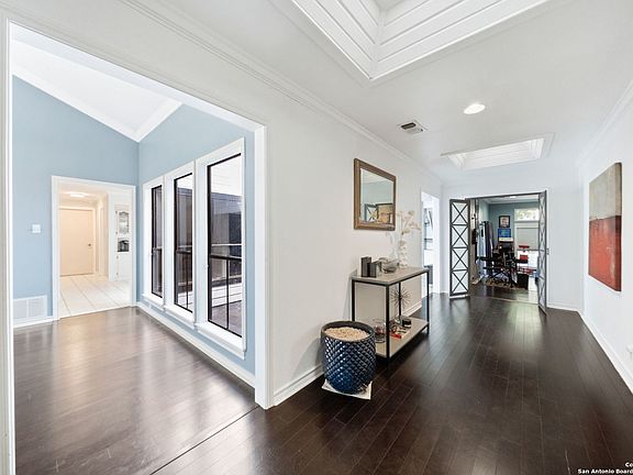 4th image of 13138 QUEENS FOREST ST