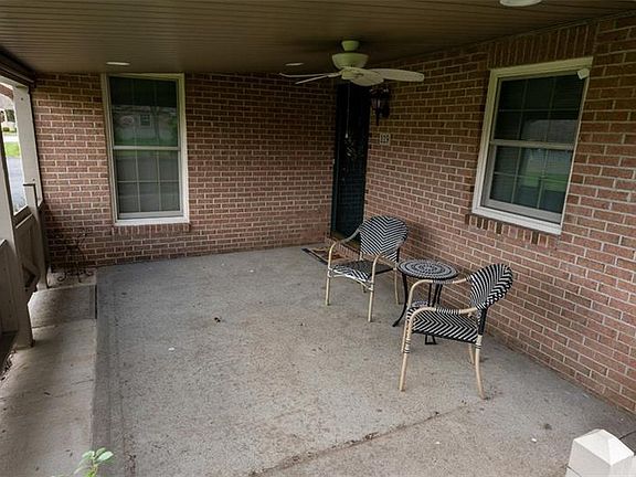 4th image of 119 Carriage Dr