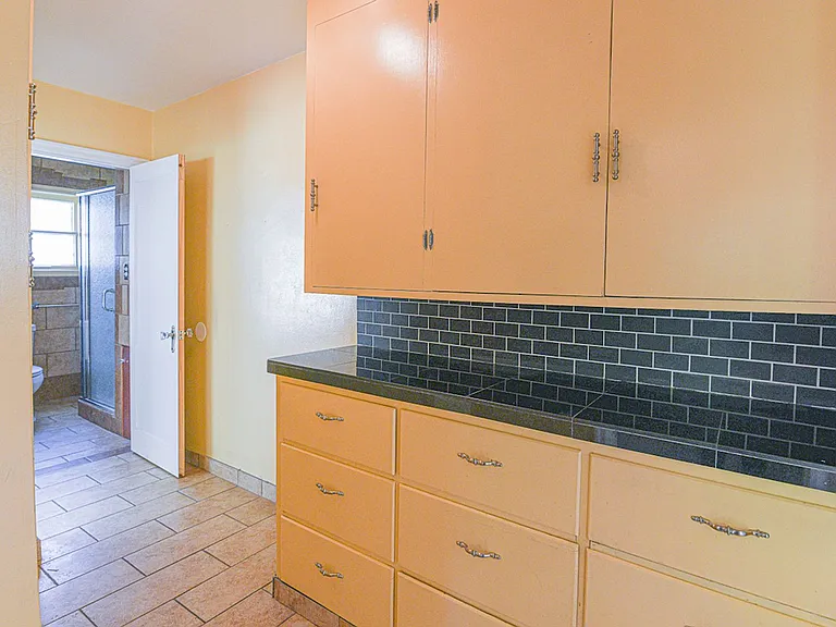 2225 SW Idaho St — Photo 10