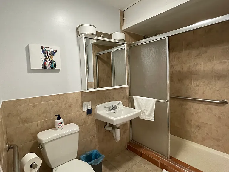 206 36th St #101 — Photo 7