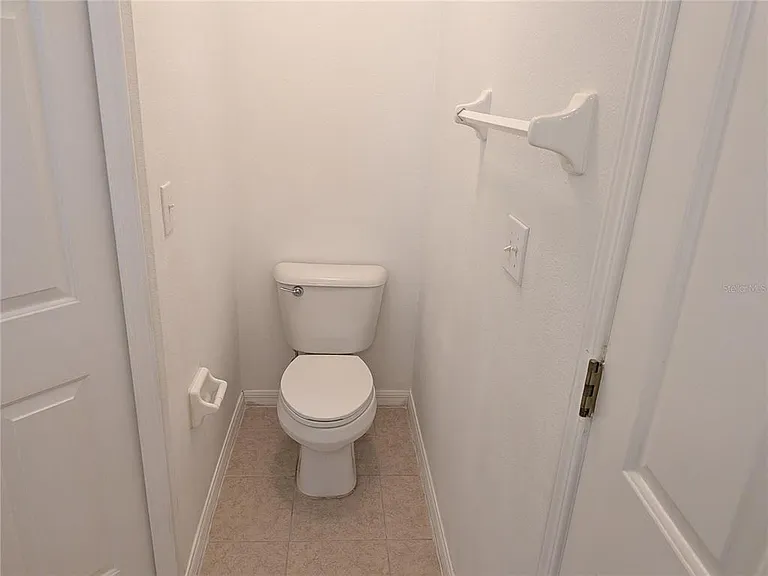 24606 Victoria Wood Ct — Photo 10