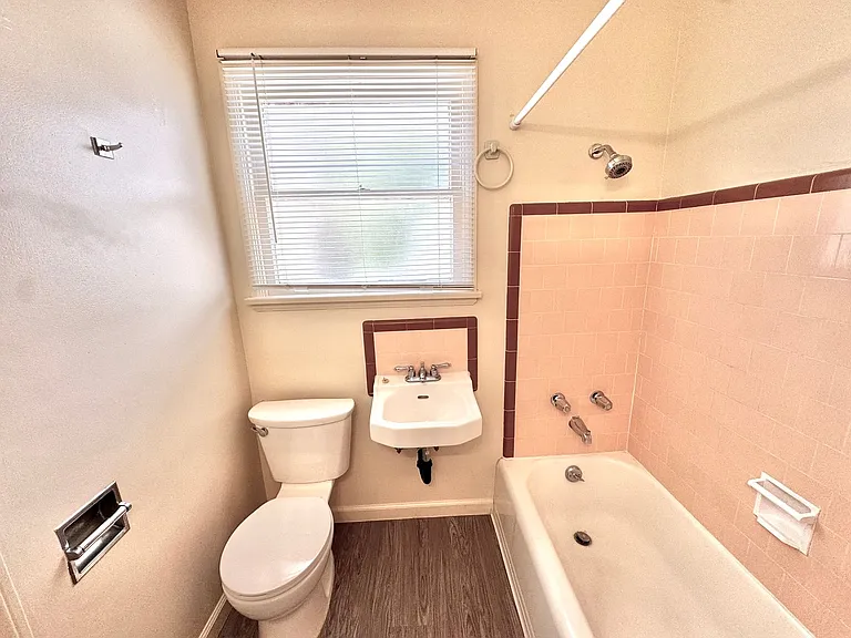 Nerny Apartments — Photo 7