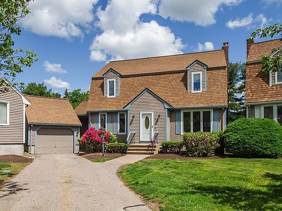 2nd image of 102 Copperwood Dr Unit 102
