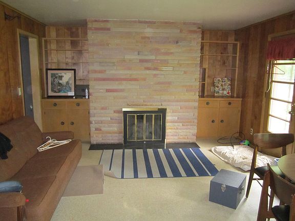 5th image of 3628 Southwood Dr SE