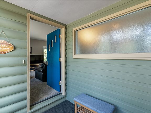 2nd image of 410 Galena Street