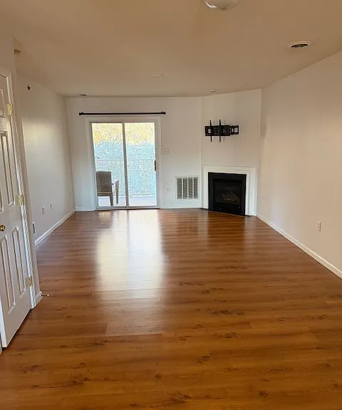 100 Christine Dr #100 — Photo 1