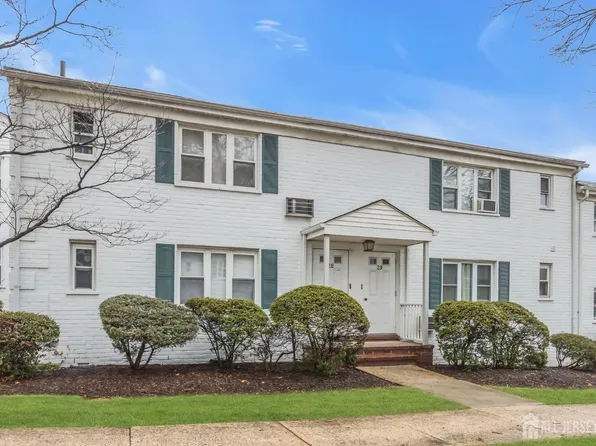 29 Garfield Park #B, Edison, NJ 08837