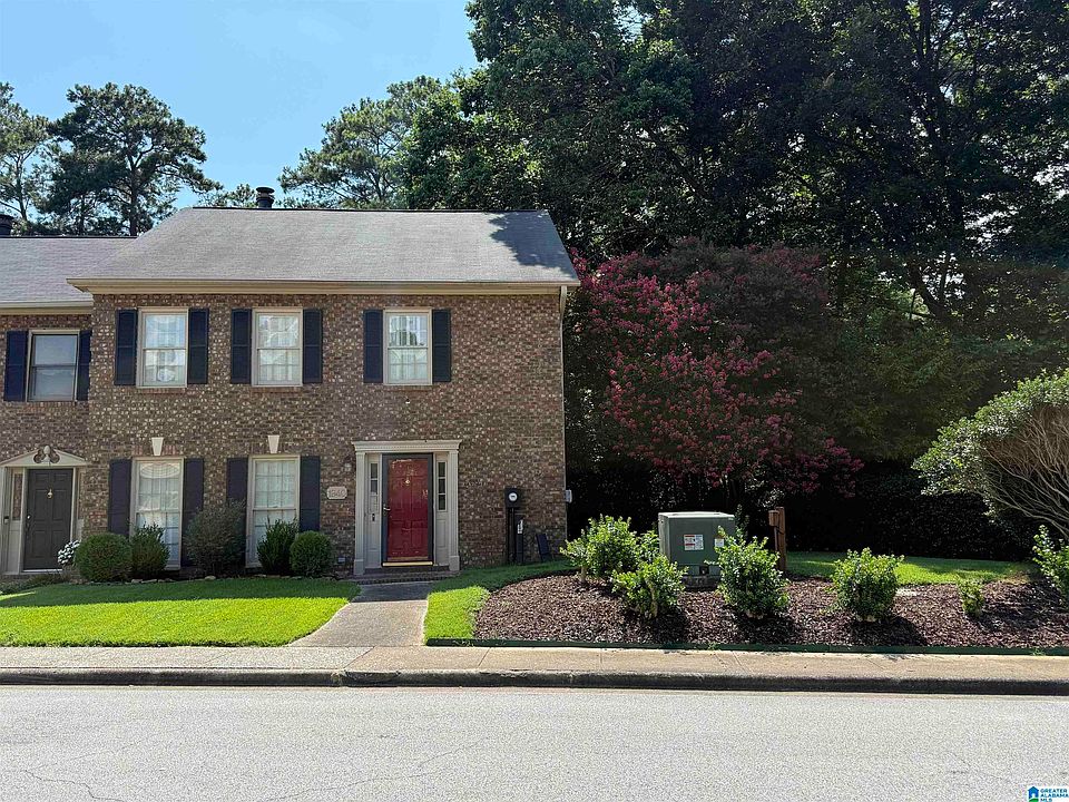1st image of 1940 Mountain Laurel Ln