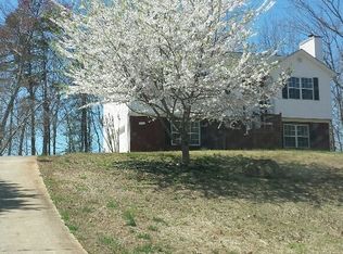 3057 Lake Ranch Dr, Gainesville, GA 30506