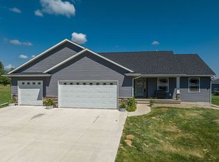 4602 Creekview Trl, Palo, IA 52324