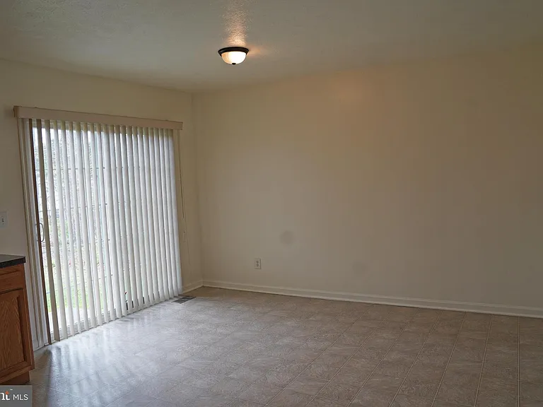 122 Sinker Dr — Photo 6