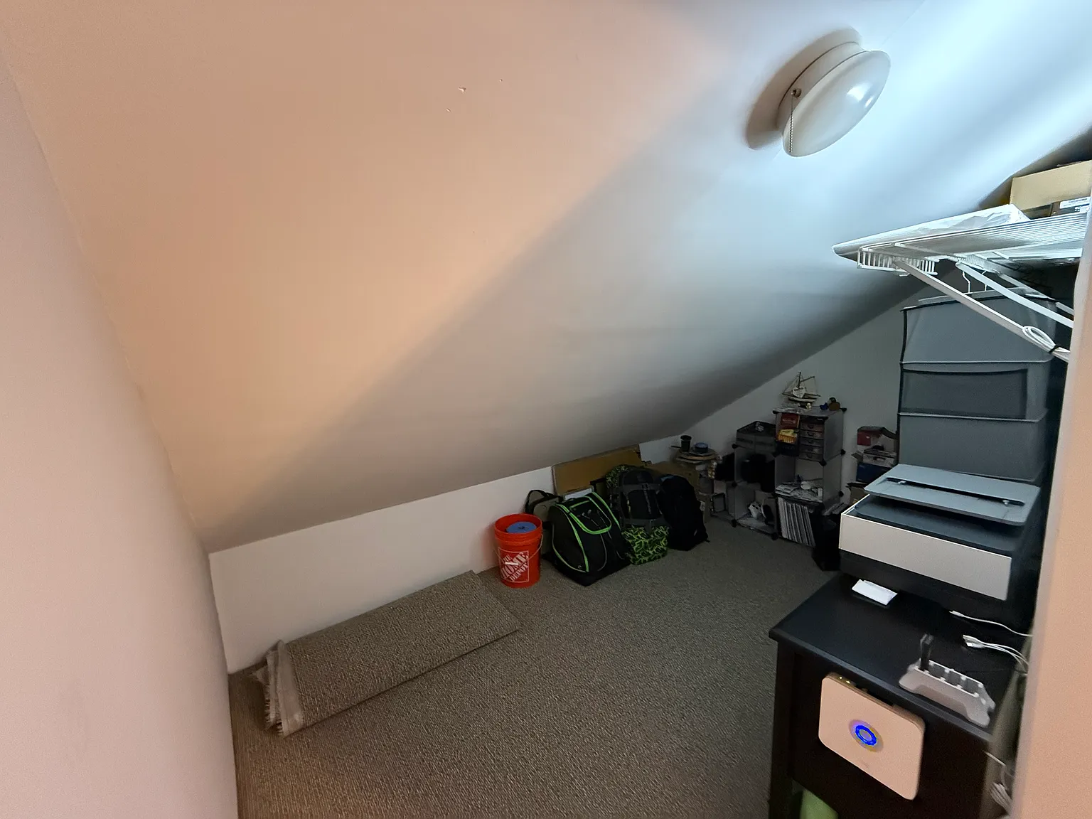 4 bed, $2,500 — Photo 1